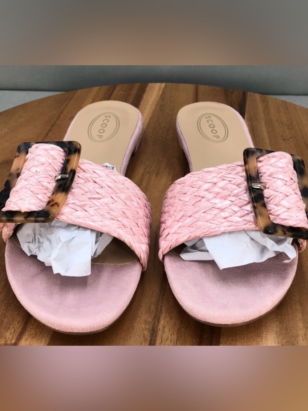 Scoop Pink Raffia buckle slides